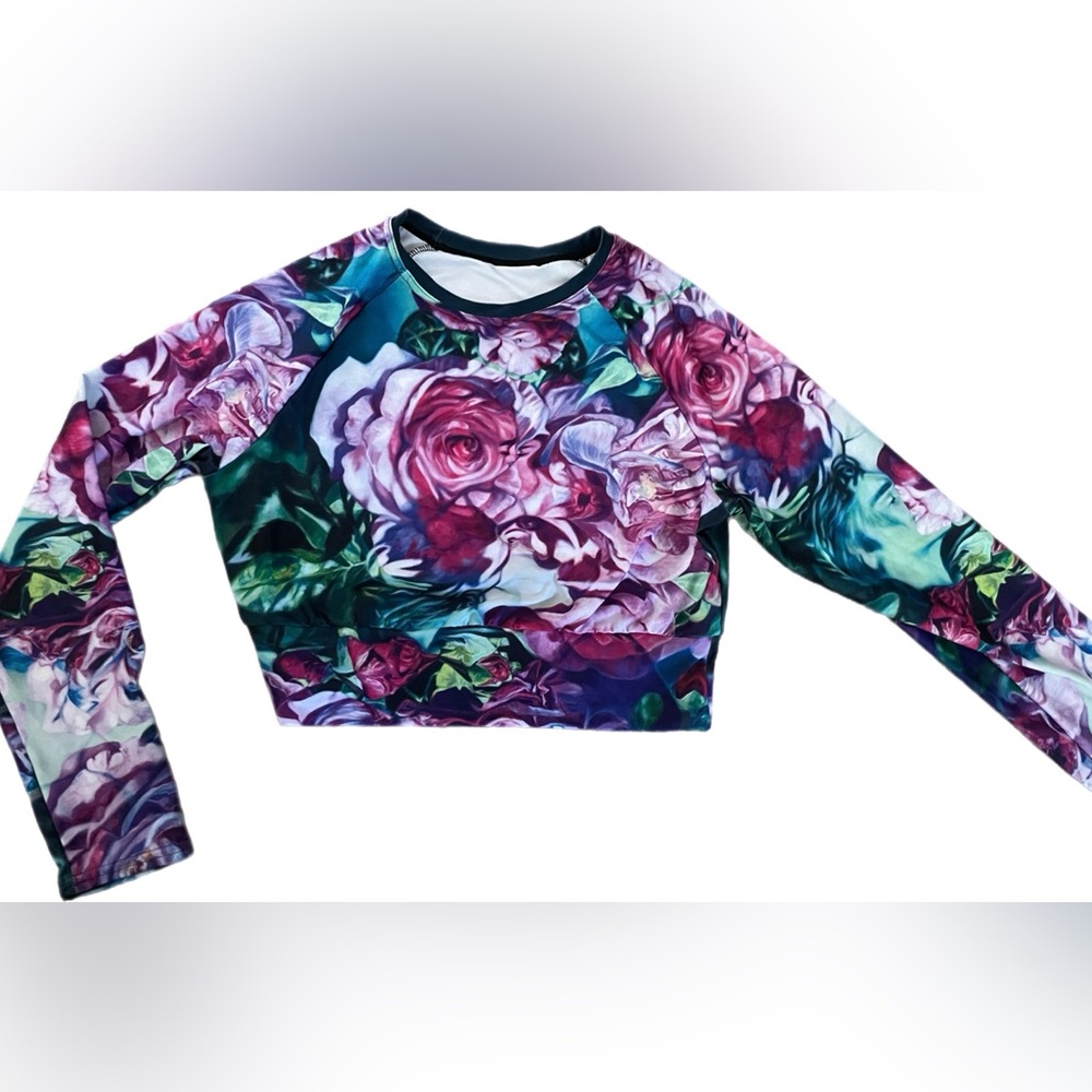 🌹 Original Art Printed - all over print crop top 🌹